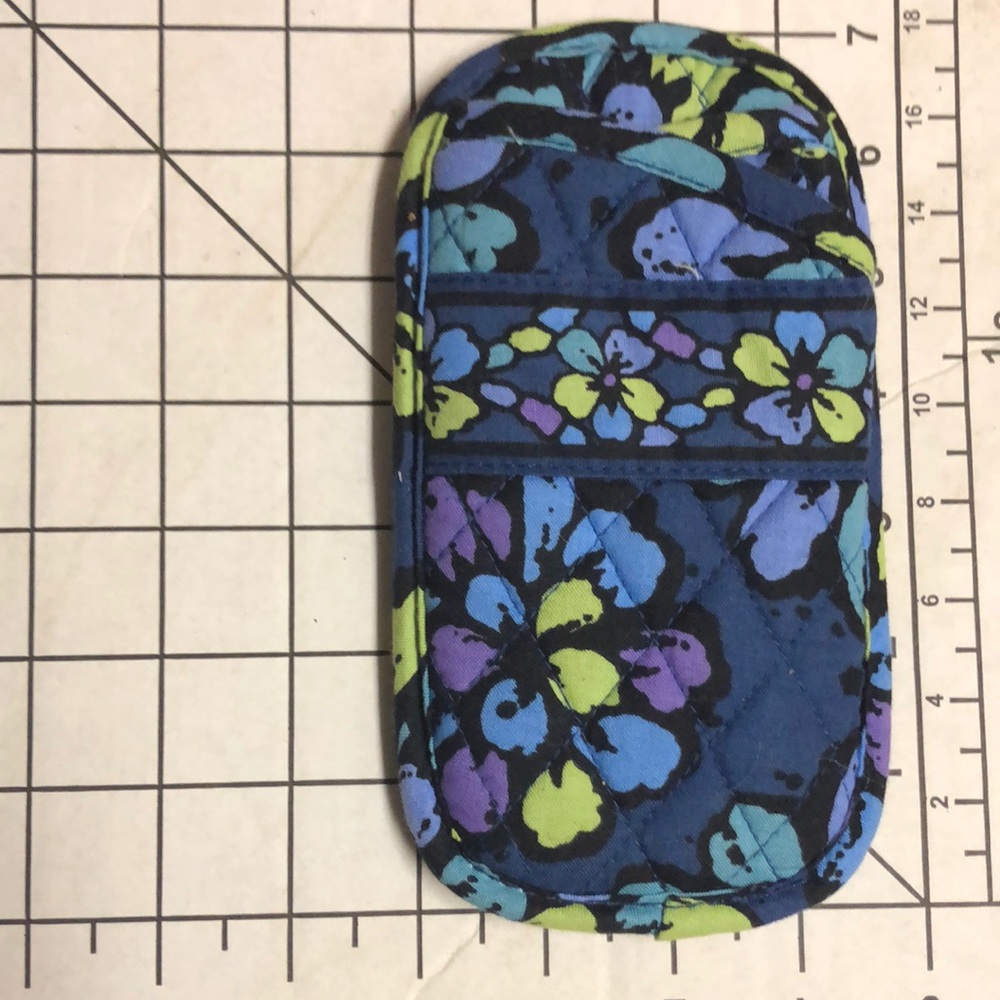 Vera Bradley Two Pockets Eye Case Holds 2